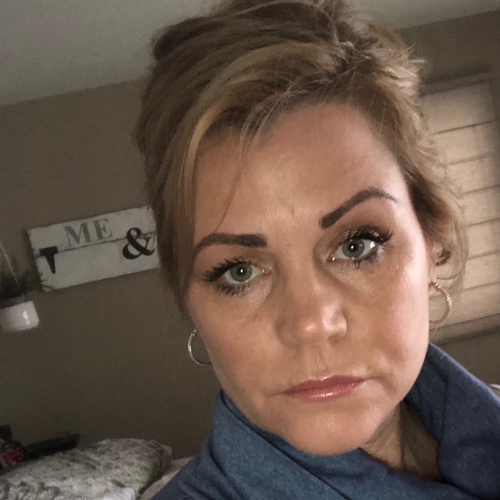 Meet your Posher, Christie